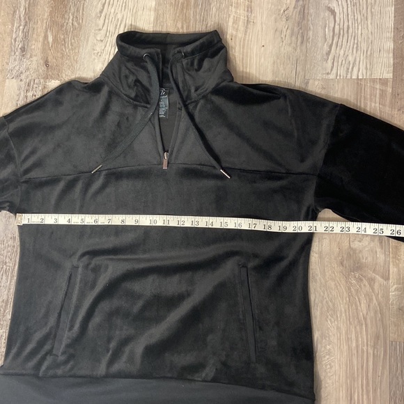 Champion pullover top - Picture 7 of 8